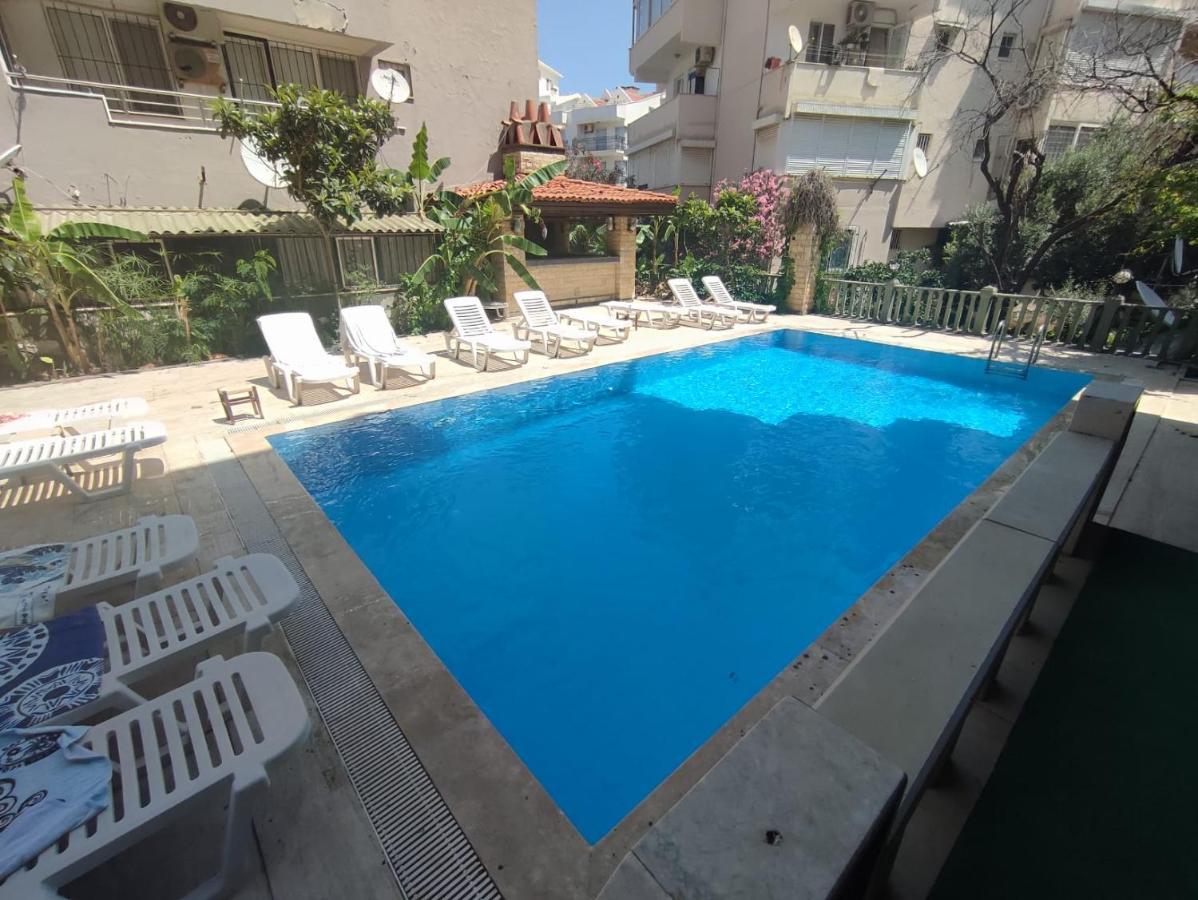 Antik Apartments מרמריס מראה חיצוני תמונה
